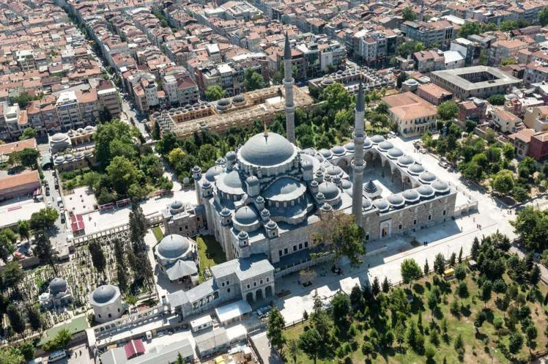 De vakreste moskéene i Istanbul med historisk betydning