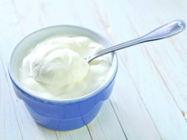 Hvordan bli slank ved å spise yoghurt hele dagen? Her er yoghurtdietten ...