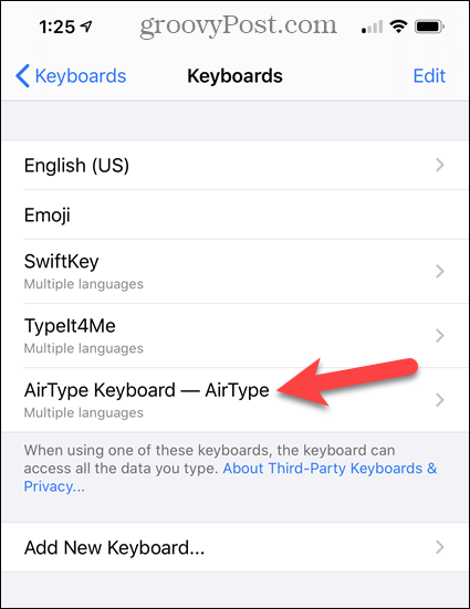 Trykk på AirType-tastatur i listen over iPhone-tastaturer