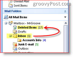 Skjermbilde av Outlook 2007 som forklarer at slettede elementer flyttes til mappen med slettede elementer
