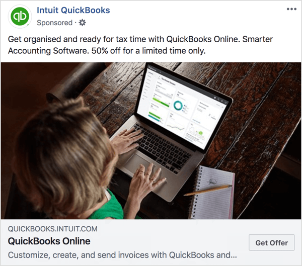 I denne Intuit QuickBooks-annonsen og destinasjonssiden legger du merke til at fargetonene og tilbudet er konsistente.