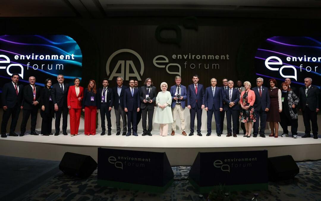 Emine Erdoğan takket Anadolu Agency på International Environment Forum