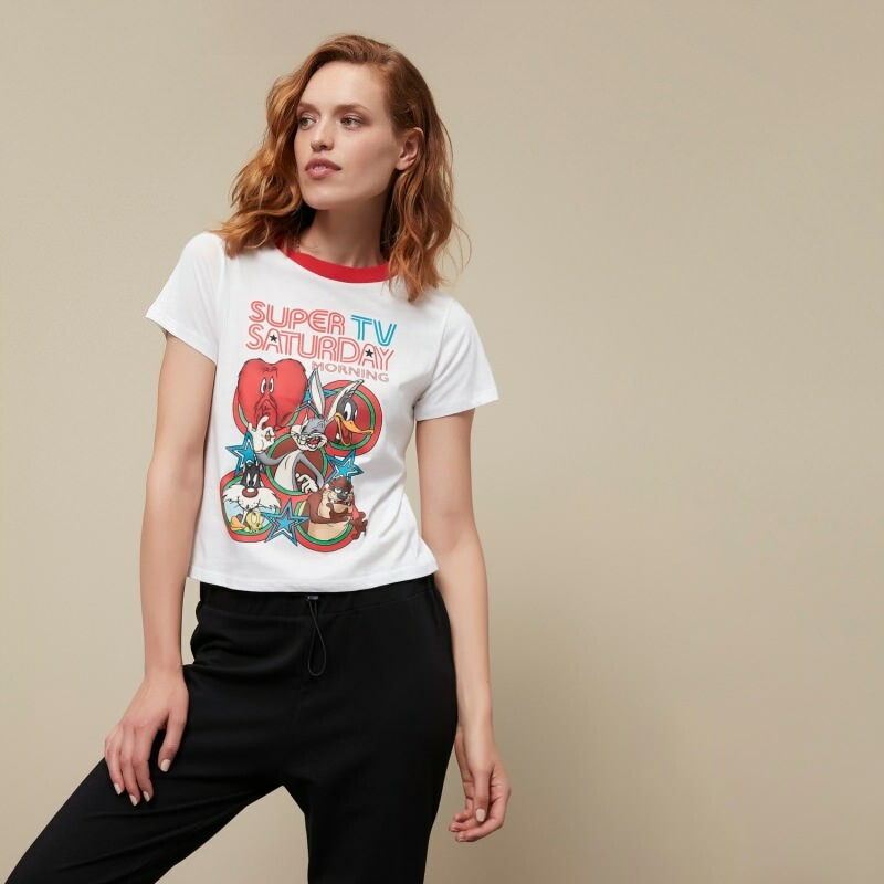 De mest stilfulle Looney Tunes-modellene med t-skjorte! Trykte t-skjortemodeller