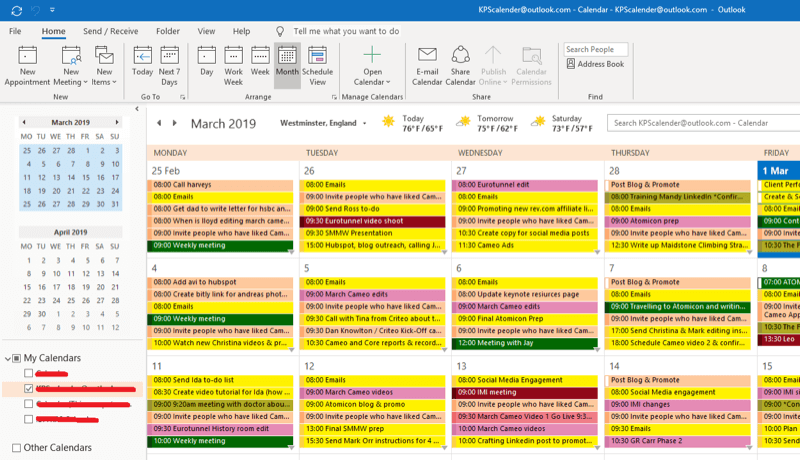 Sosiale medier markedsføringsstrategi; Skjermbilde av Outlook-kalenderen vår for å vise hvordan vi planlegger alle implementeringshandlinger for å sikre at det blir gjort.