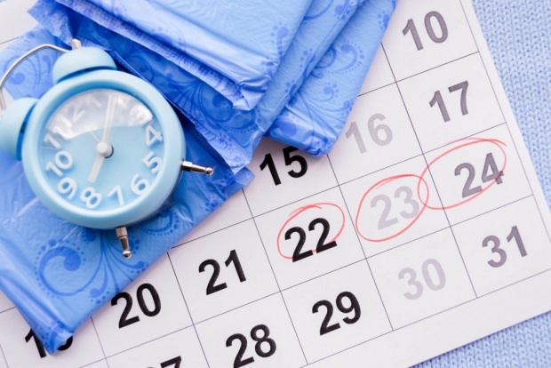 Hvor mange dager er menstruasjonsblødning forsinket?