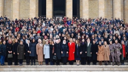 Meningsfullt besøk av minister Zehra Zümrüt Selçuk med kvinner