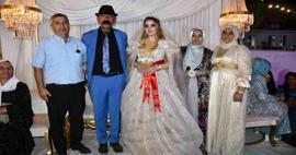 Ikke noe slikt bryllup! Smykker verdt 6,9 millioner lira ble brukt i bryllupet til Tivorlu Ismails sønn