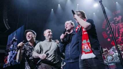 Det tyske rockebandet Toten Hosen spilte for Tyrkia Mer enn 1 million euro ble samlet inn!