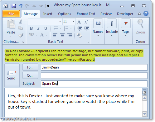 Hvis en bruker ønsker å kopiere e-postadressen din, må han ta et skjermbilde eller skrive den ut manuelt