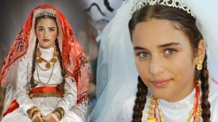 Hvem er Çağla Şimşek, giftet fra serien "Lille brud"? Det rister sosiale medier slik det er nå ...
