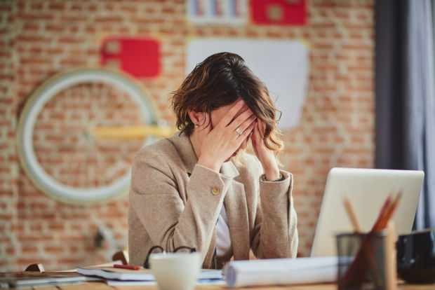 overdreven stress forårsaker konstant utmattelse i arbeidsmiljøet