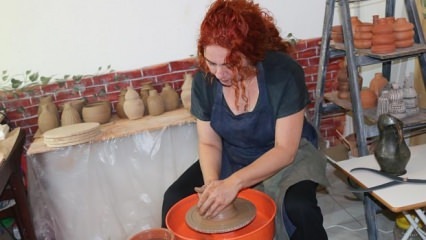 Etablerte et keramikkverksted inspirert av utenlandsreisen