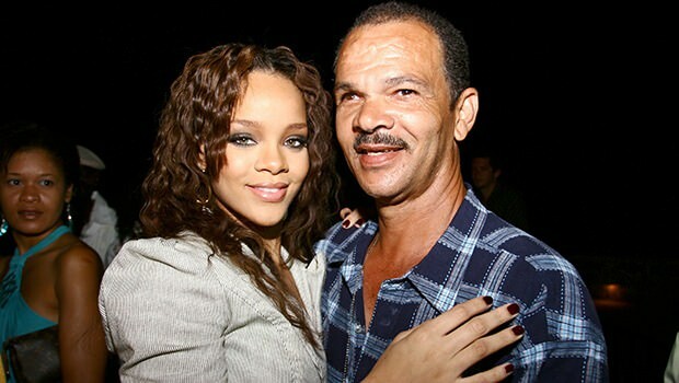 Rihanna strakte hjelpende hånd til faren sin som ble fanget i koronavirus