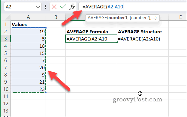 Opprette en formel ved å bruke AVERAGE i Excel