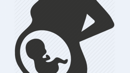 Sover babyen i magen? Hvordan forstås det at babyer sover i livmoren?