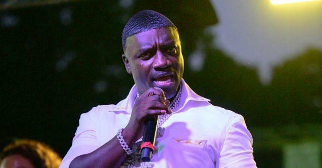 Den amerikanske sangeren Akon ble transplantert i Tyrkia