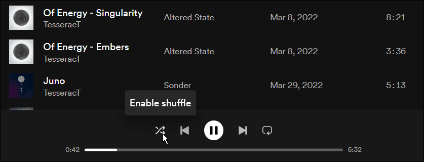 aktiver shuffle på Spotify