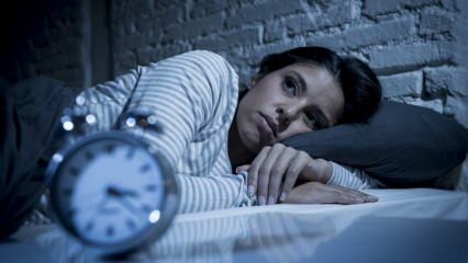 Hva er skadene ved mangelfull søvn? Hva skjer hvis vi ikke sover på en dag?