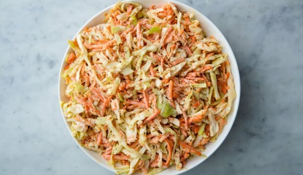 Hvordan lage den enkleste salaten? De mest varierte og deilige salatoppskriftene
