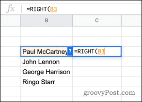 Bruk av RIGHT-funksjonen i Google Sheets