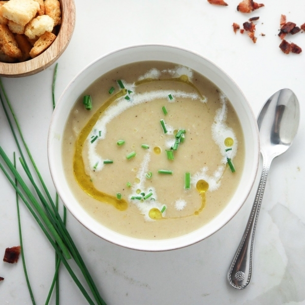Hvordan lage purre suppe? Triksene til den enkleste purre suppen