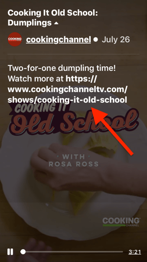 Eksempel på en klikkbar videolink i beskrivelsen av Cooking It Old Schools IGTV-episode 'Dumplings'.