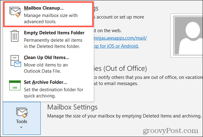 Verktøy, postboksopprydding i Outlook