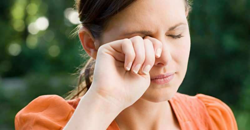 Hva forårsaker øyefeber? Hva er symptomene på øyefeber? Hvordan behandles øyefeber?